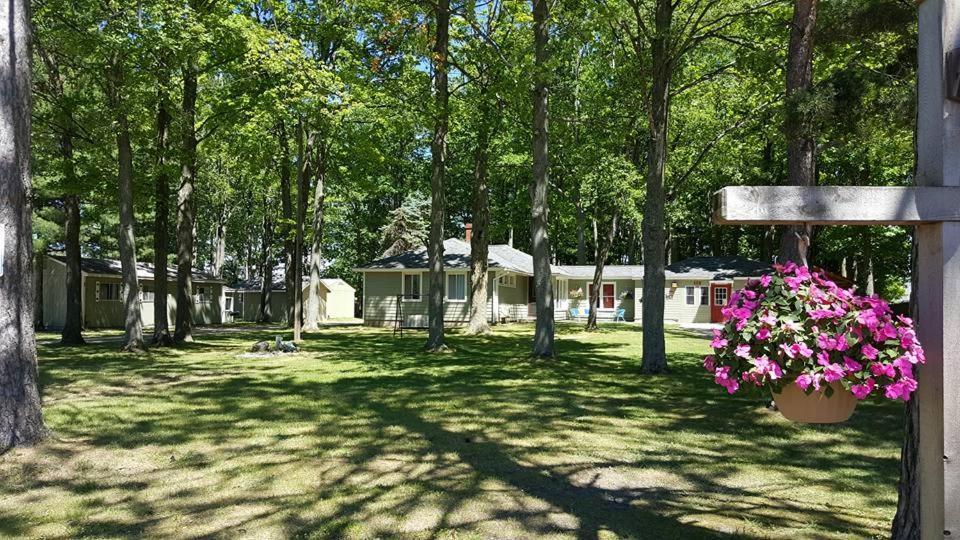 Hidden Haven Cottages Lake City Exterior photo